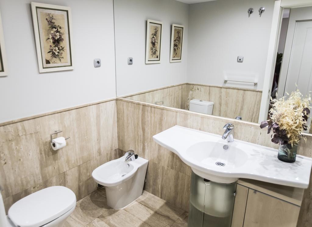 Appartamento Tu Hogar En Chamberi Madrid Esterno foto