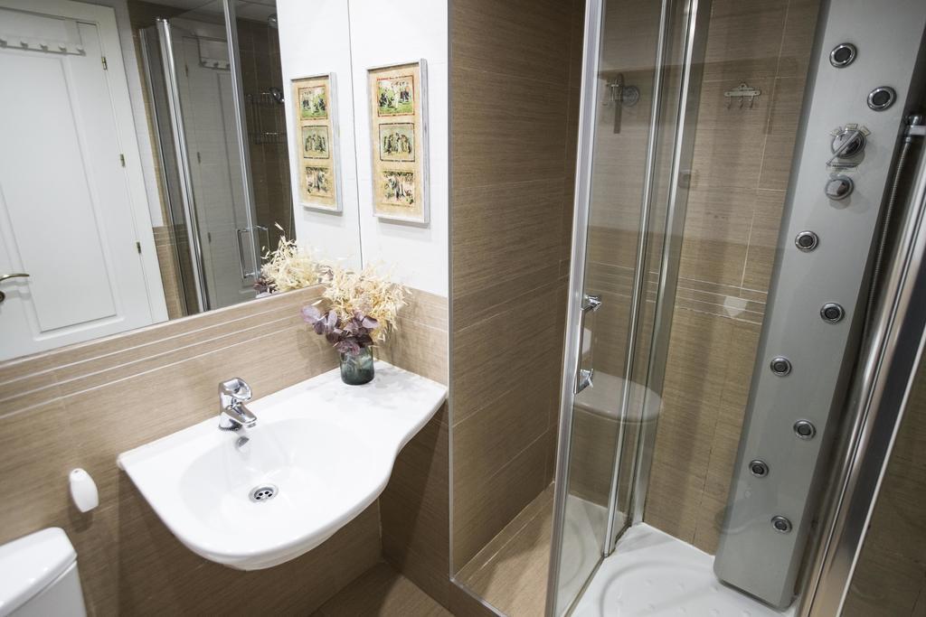 Appartamento Tu Hogar En Chamberi Madrid Esterno foto