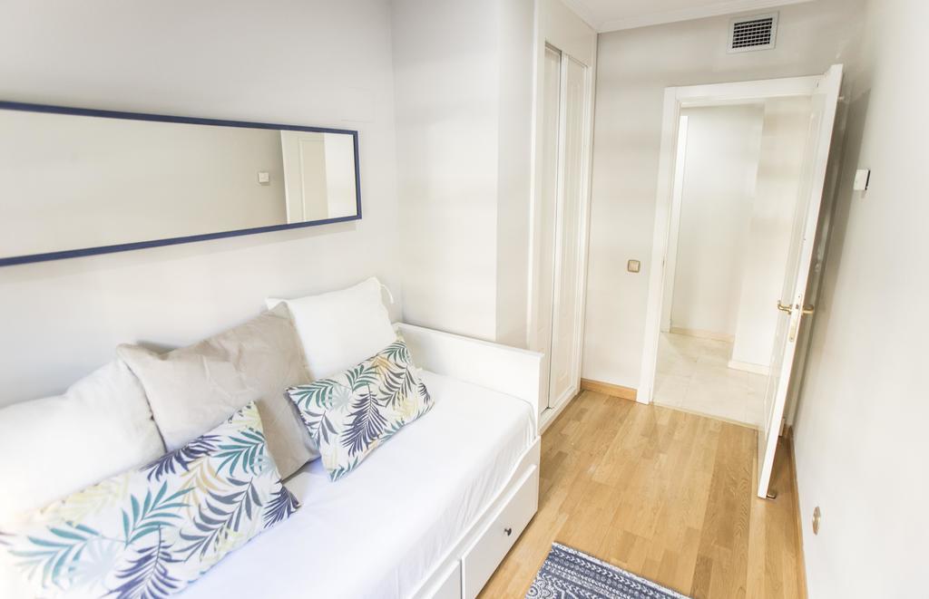 Appartamento Tu Hogar En Chamberi Madrid Esterno foto